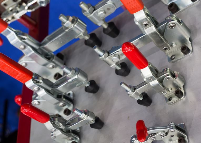 how toggle clamps work