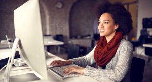 Autocad tutorial that is best for you: woman on computer