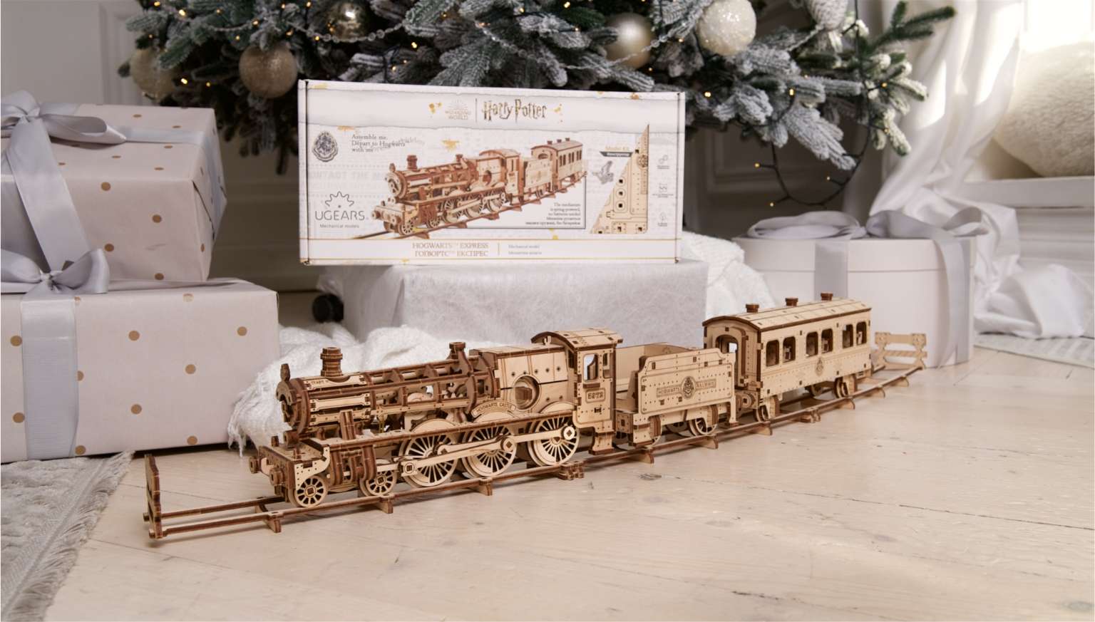 wooden 3d puzzles: Hogwards Express by Ugears