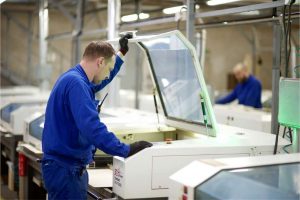 wooden 3d puzzle - the laser cutting process